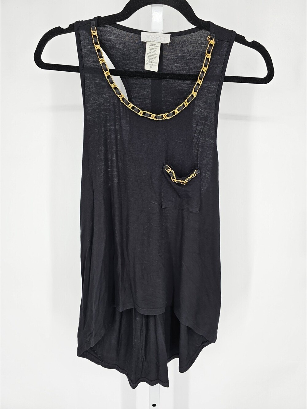 Toska Womens Sz S High Low Hem Sleeveless Blouse Black w/ Gold Chain Neckline